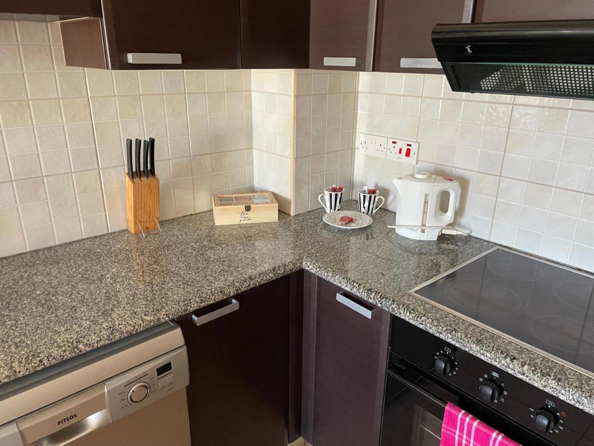 Kings Resort 1 Bedroom Apartment Paphos Ngoại thất bức ảnh